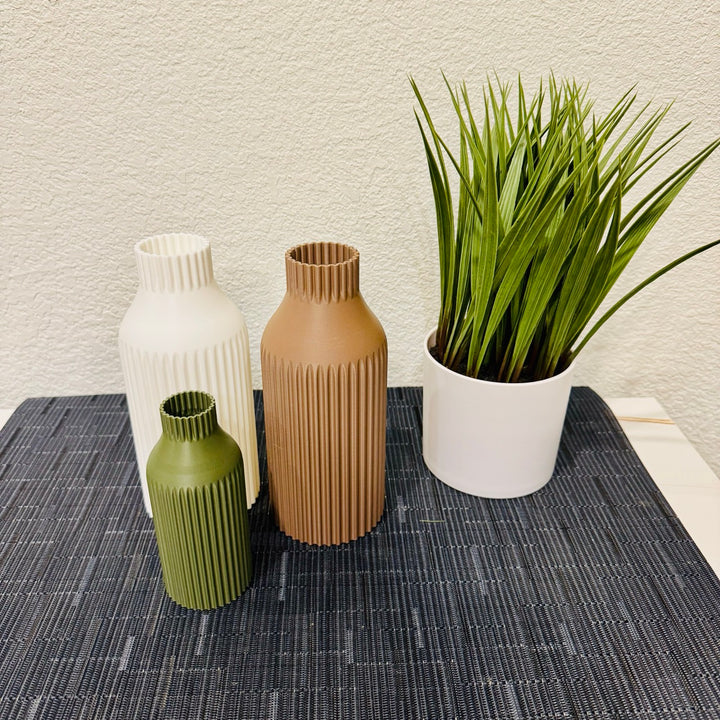 Decorative Textured Bottle Vases – Elegant and Functional